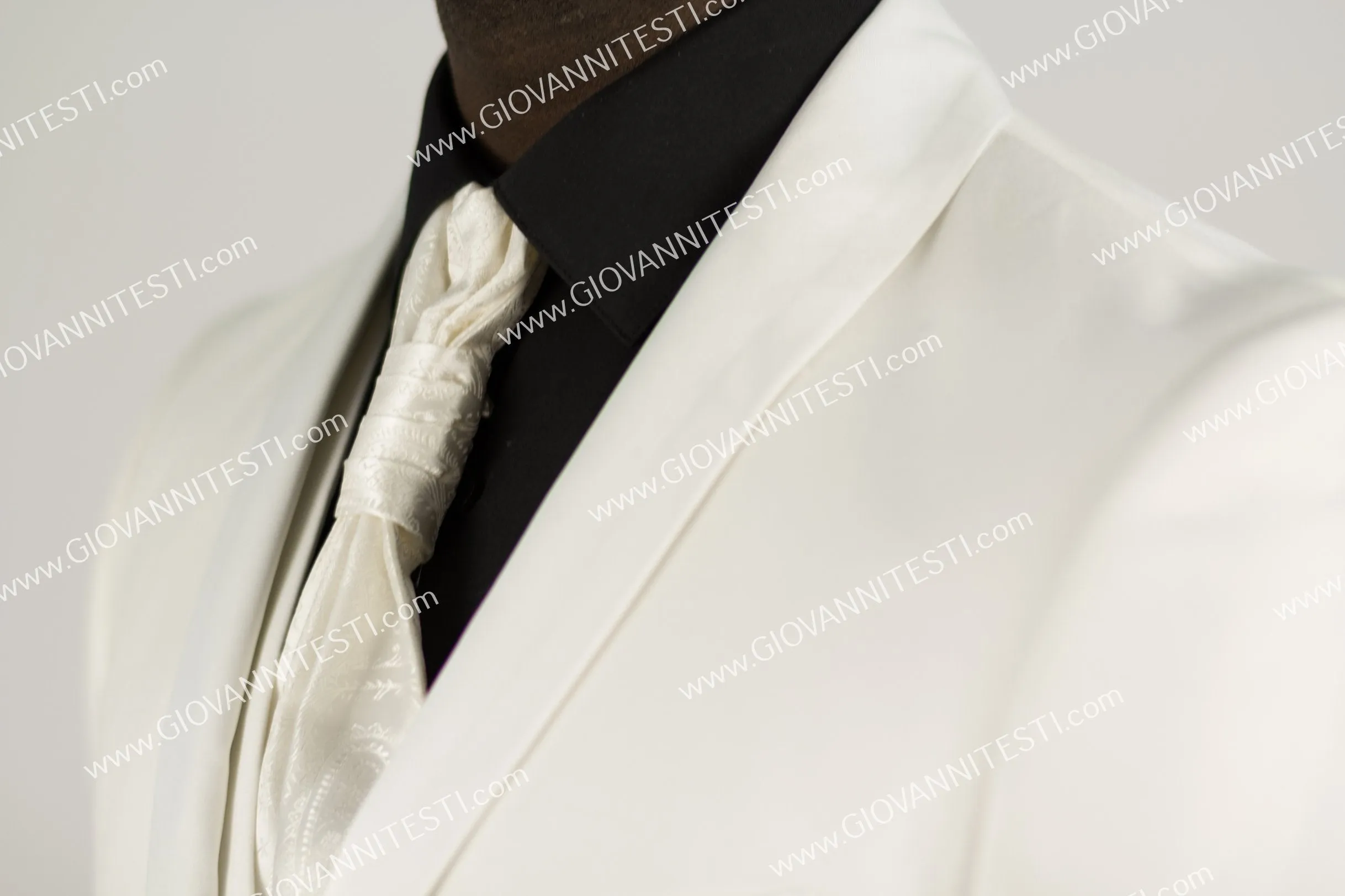 2 Button Shawl Lapel Slim Fit Suit FF2SSX V-4030 WHITE