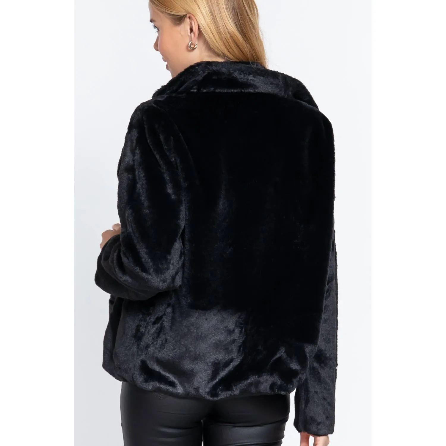 BLACK FAUX FUR BLAZER/JACKET