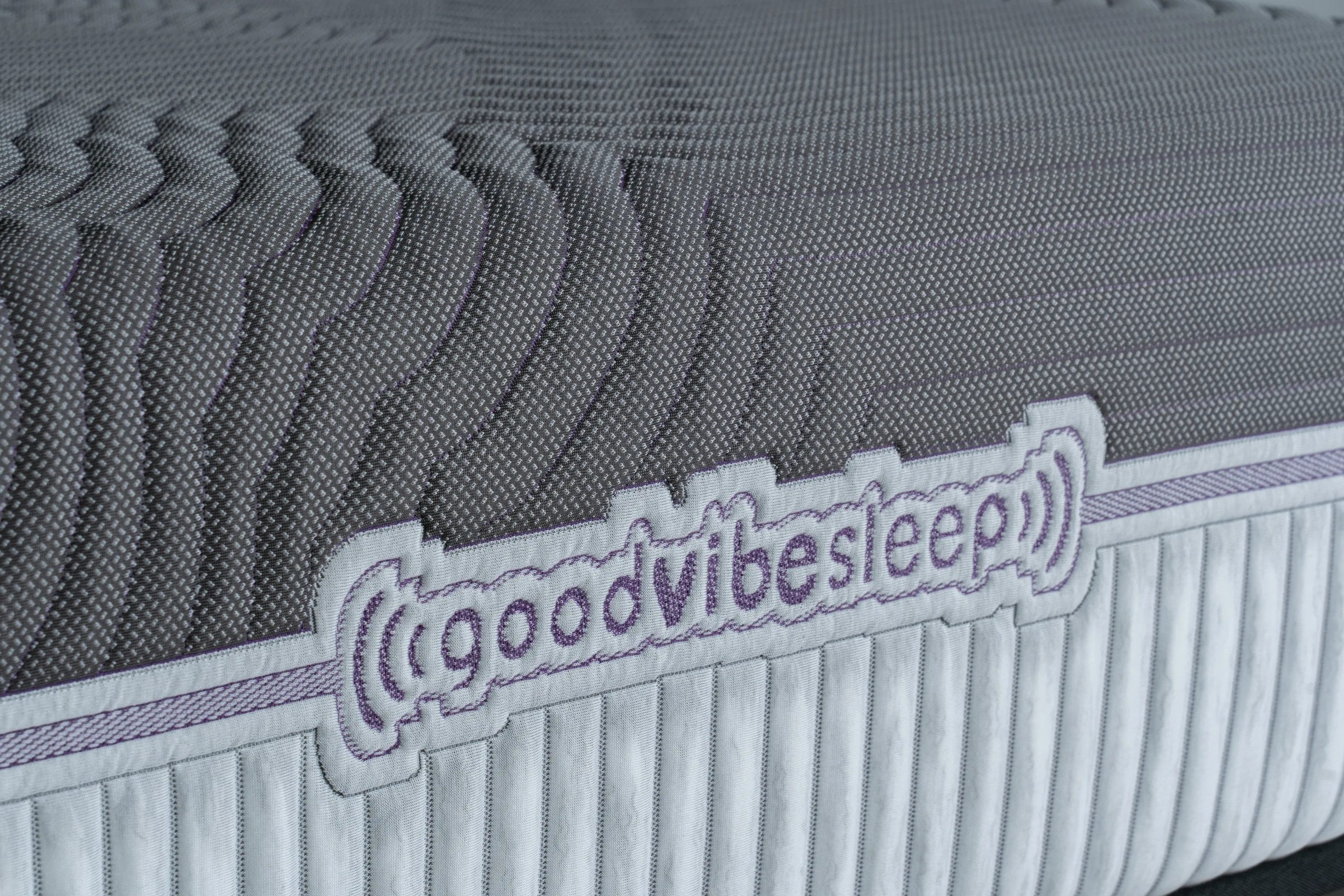 GoodVibeSleep Ease Cooling Foam 10" Mattress - Twin XL